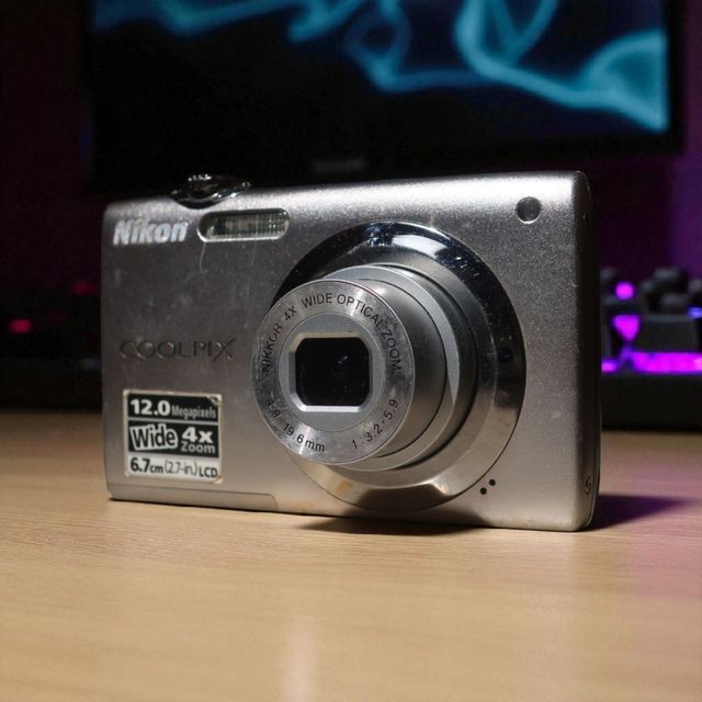 Nikon Coolpix S3000 Cámara Digital Plata