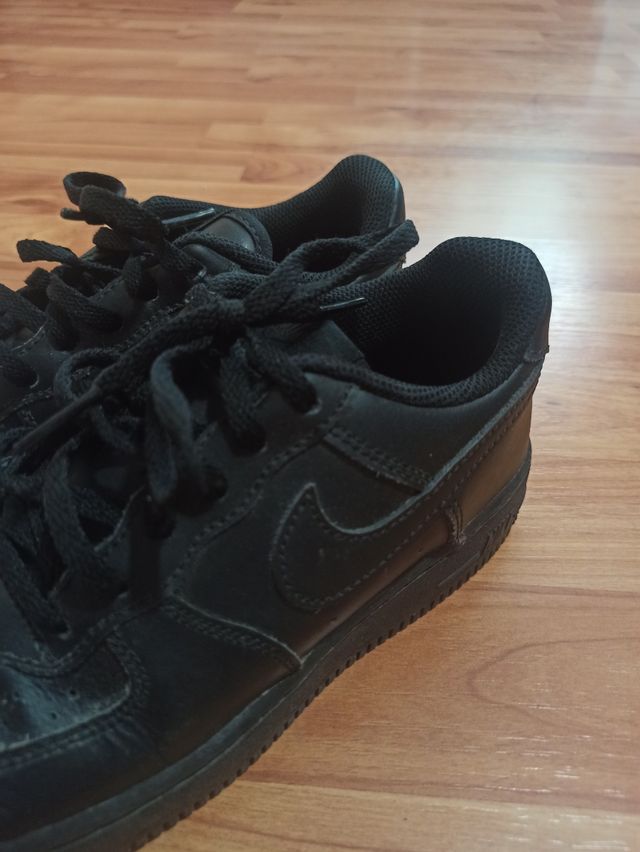 Deportivas Nike Negras