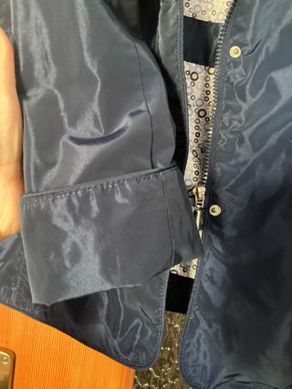 parka da donna con cappuccio estraibile. 