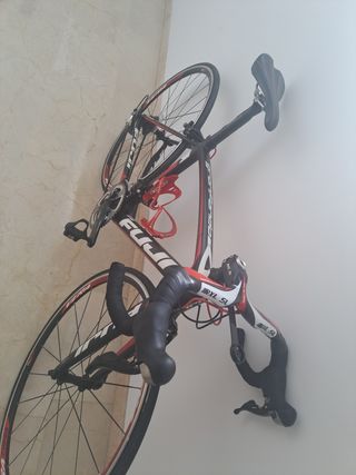 Bicicleta de Carretera Fuji Gran Fondo