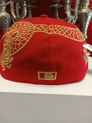 Gorra New Era 59Fifty Roja Bordada
Talla 7.1/2