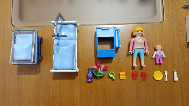 Playmobil Habitación Hospital Mamá y Bebé