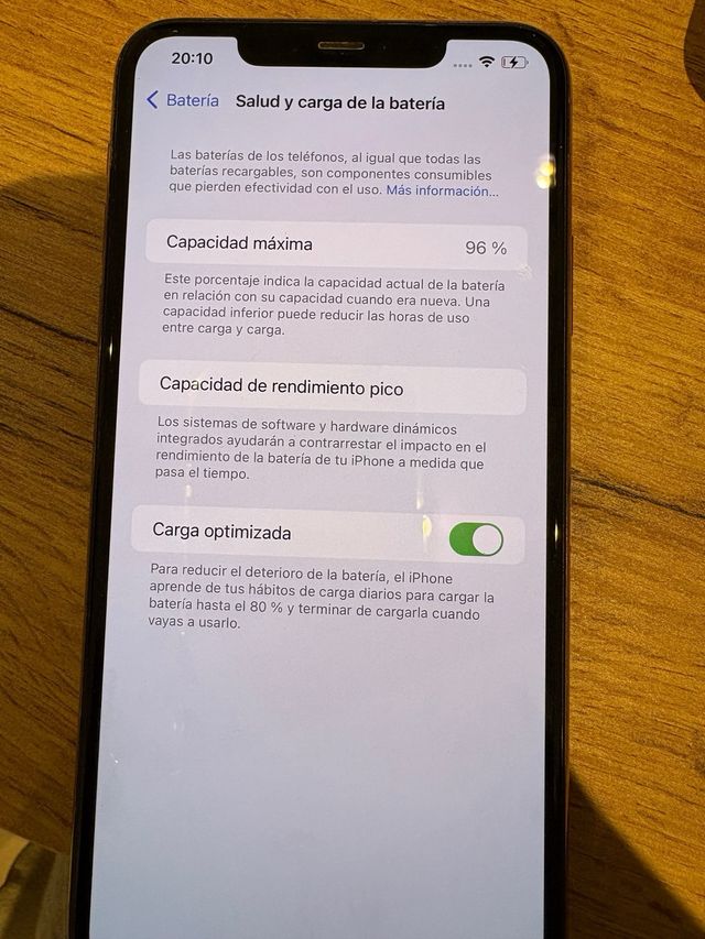 iPhone 11 Pro Max in oro