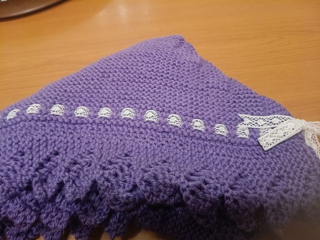 Eskuz egindako tokilla/ Toquilla hecha a mano