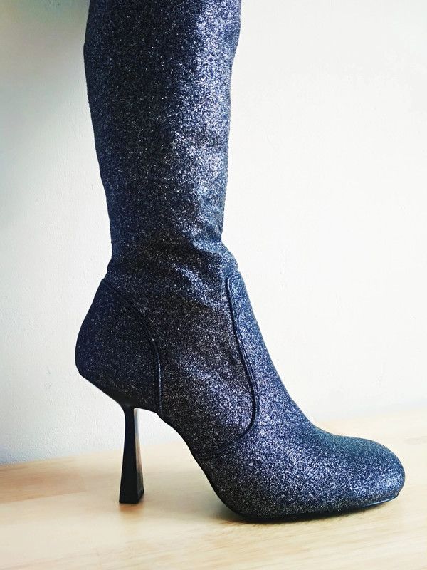 Botas mosqueteras altas Zara glitter plateadas