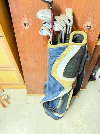 Bolsa de golf con palos