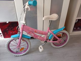 Bicicleta infantil rosa y azul