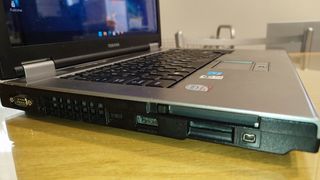 Portátil Toshiba Tecra con Windows 11 y Office 