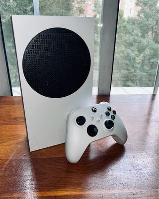 Xbox Series S bianca