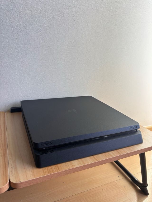 PS4 (Playstation 4) Negra