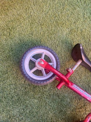 Bicicleta sin pedales Chicco Red Bullet