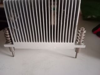 Dissipatore Fujitsu v26898-b871-v1 DB5-PA282-F1-GP