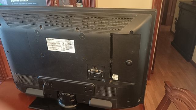 OPORTUNIDAD TV Philips 32" con mando
