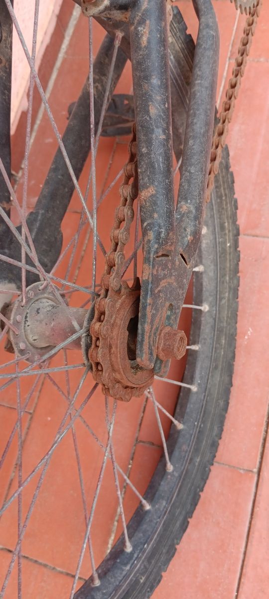 Bicicleta BMX Monty Negra