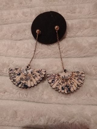 Pendientes de flamenca abanico beige y multicolor