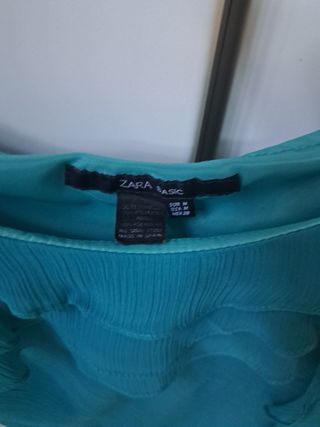 Top Zara tirantes verde con volantes T-M
