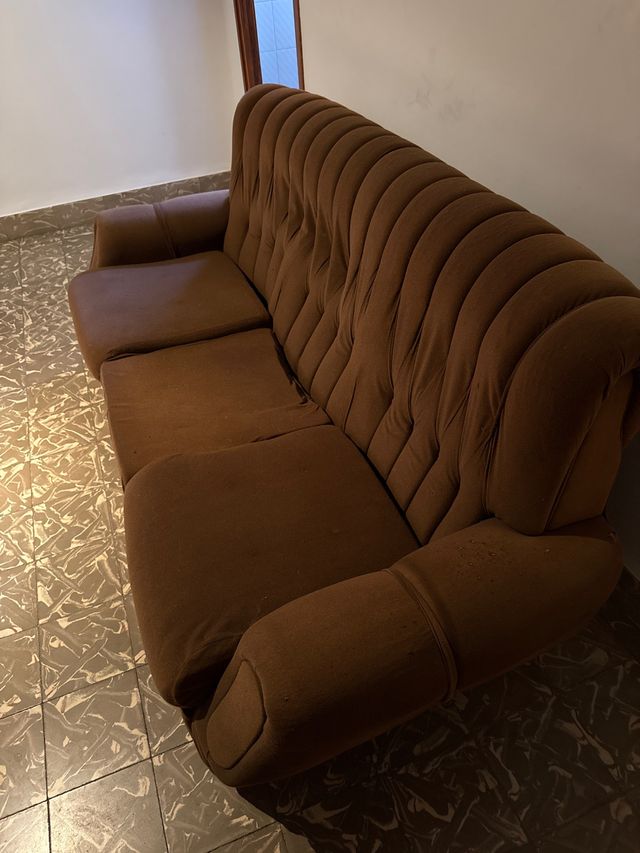 OFERTA sofás  TRESILLO MUY CÓMODO