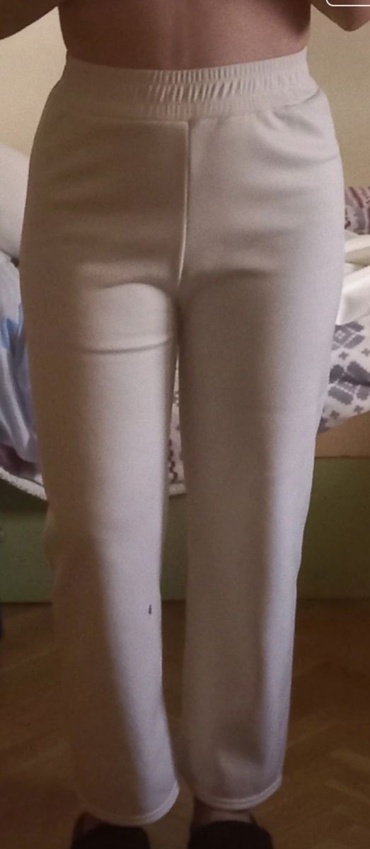 Pantalones anchos beige