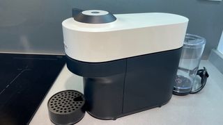 Cafetera Nespresso Krups Vertuo Pop Blanca