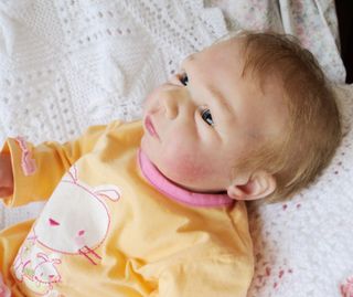 BEBÉ REBORN ARTESANAL, TREY por Michelle FAGAN