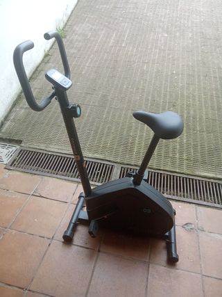 Bicicleta Estática DOMYOS Essential