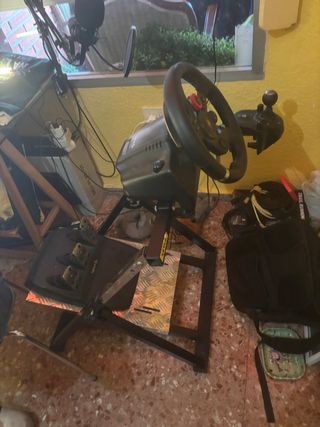 Cockpit + Logitech G29 + PS4 + PS VR (o separado)