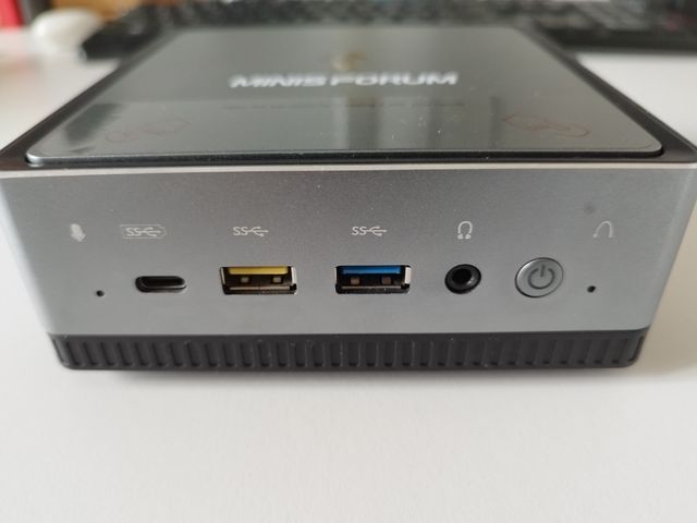 MinisForum Mini PC AMD Ryzen 7 PRO 2700U