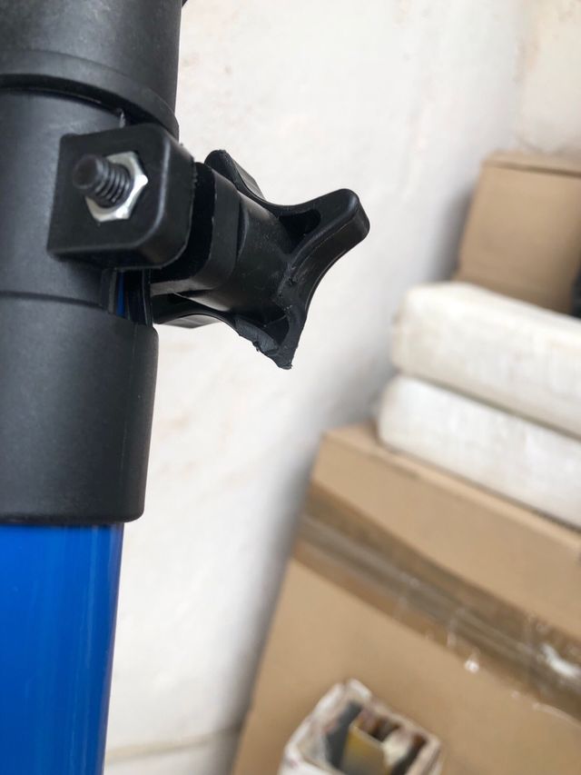 Se venden 4 Puntales.