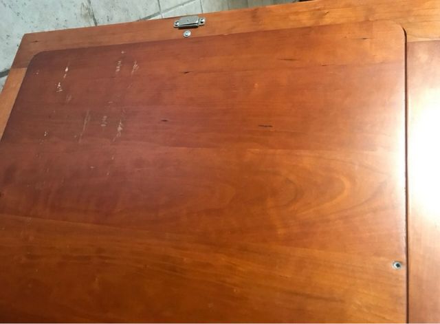 Credenza ciliegio con vetrina