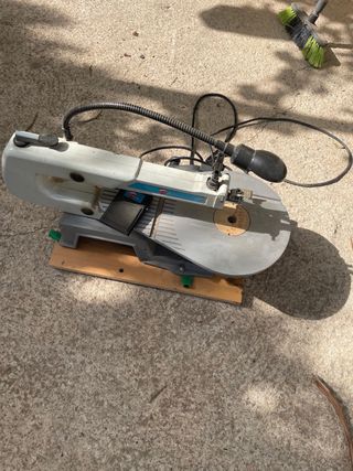 Sierra de marqueteria a pedal