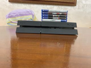 PS4 con Videojuegos y Auriculares Speedlink 
