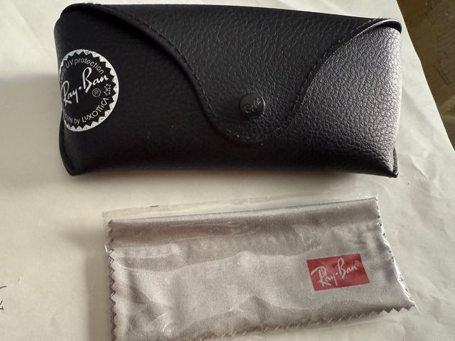 Ray Ban Aviator RB 3025 misura 55-14, lenti nere.