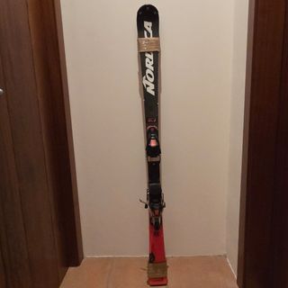 Esquís Nordica SL 142cm