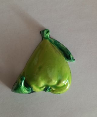 Appendino in ceramica verde