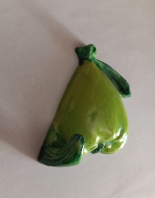 Appendino in ceramica verde