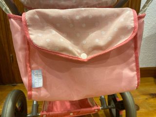 Carrito de muñecas rosa