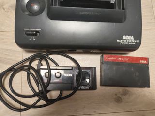 Sega Master System II + Mando + 2 Juegos