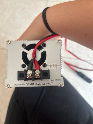 Inversor de Corriente 24v DC a 230v AC