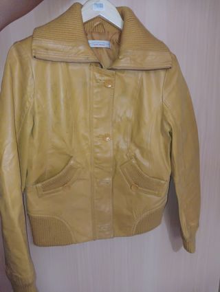 Chaqueta de piel mostaza Vero Moda