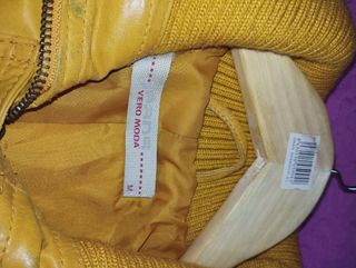 Chaqueta de piel mostaza Vero Moda