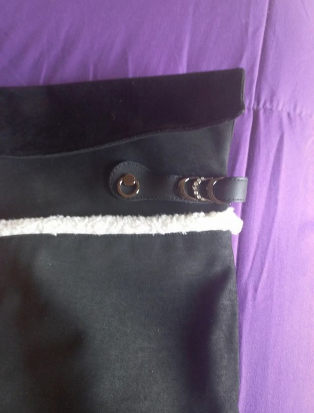 Botas altas de tacón negras