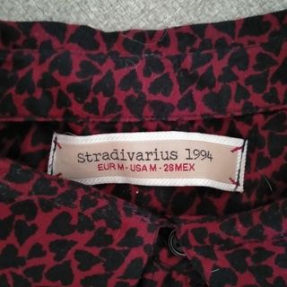 Camisa morada estampada
