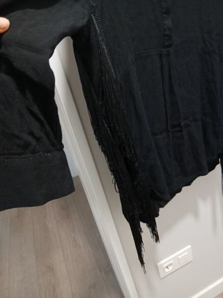Blusa Zara Negra con Flecos