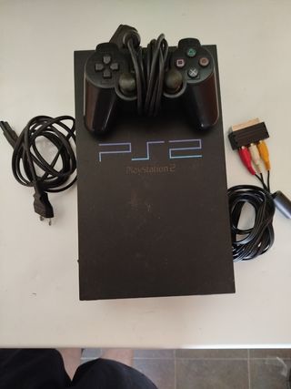 PlayStation 2 Negra con Mando y Cables
