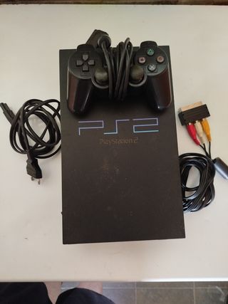 PlayStation 2 Negra con Mando y Cables