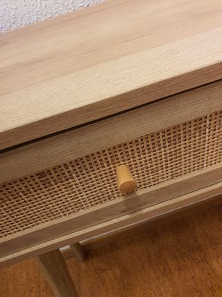 Mueble recibidor madera y ratán