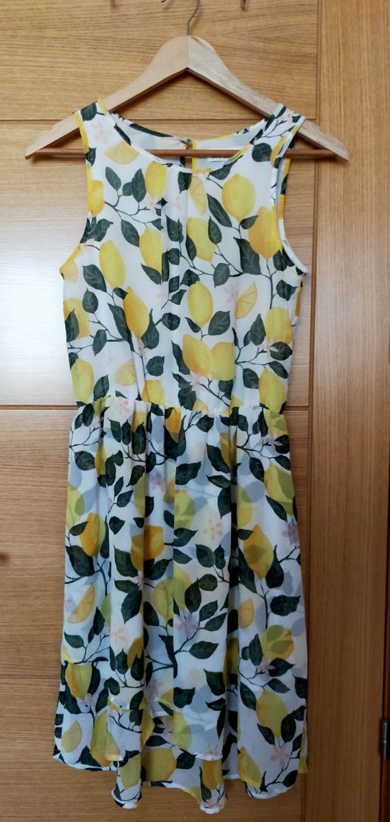 Vestido estampado limones