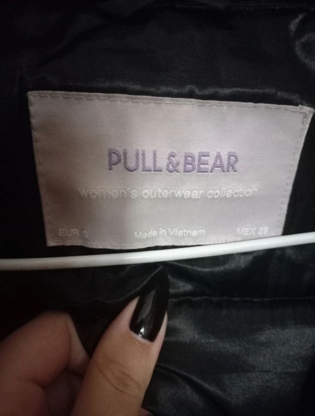 Plumas Pull&Bear Negro
