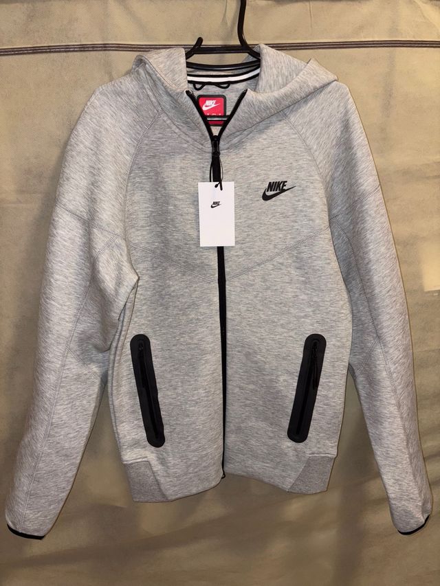 Sudadera Nike Tech Gris Original