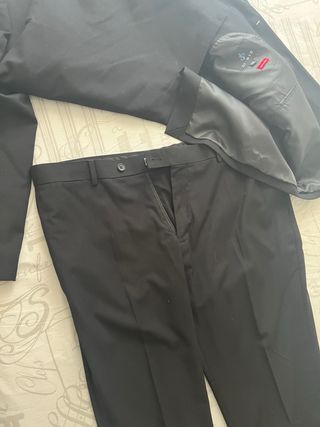 Traje Negro Pantalón y Chaqueta Talla 56